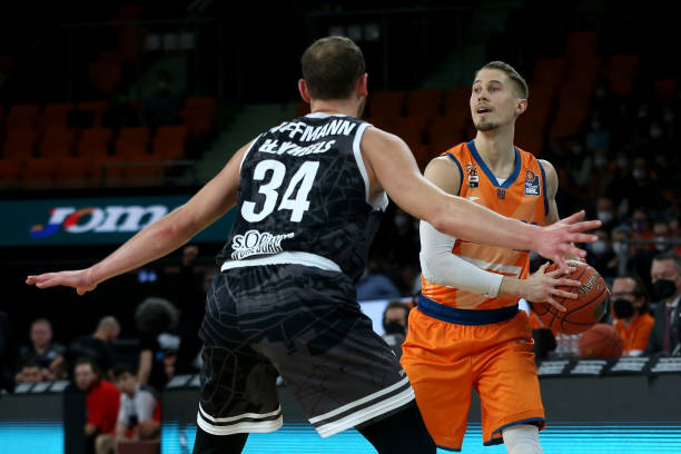 双重战术依 双重战术依