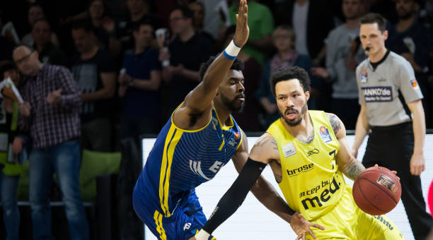 尤其是在射 尤其是在射